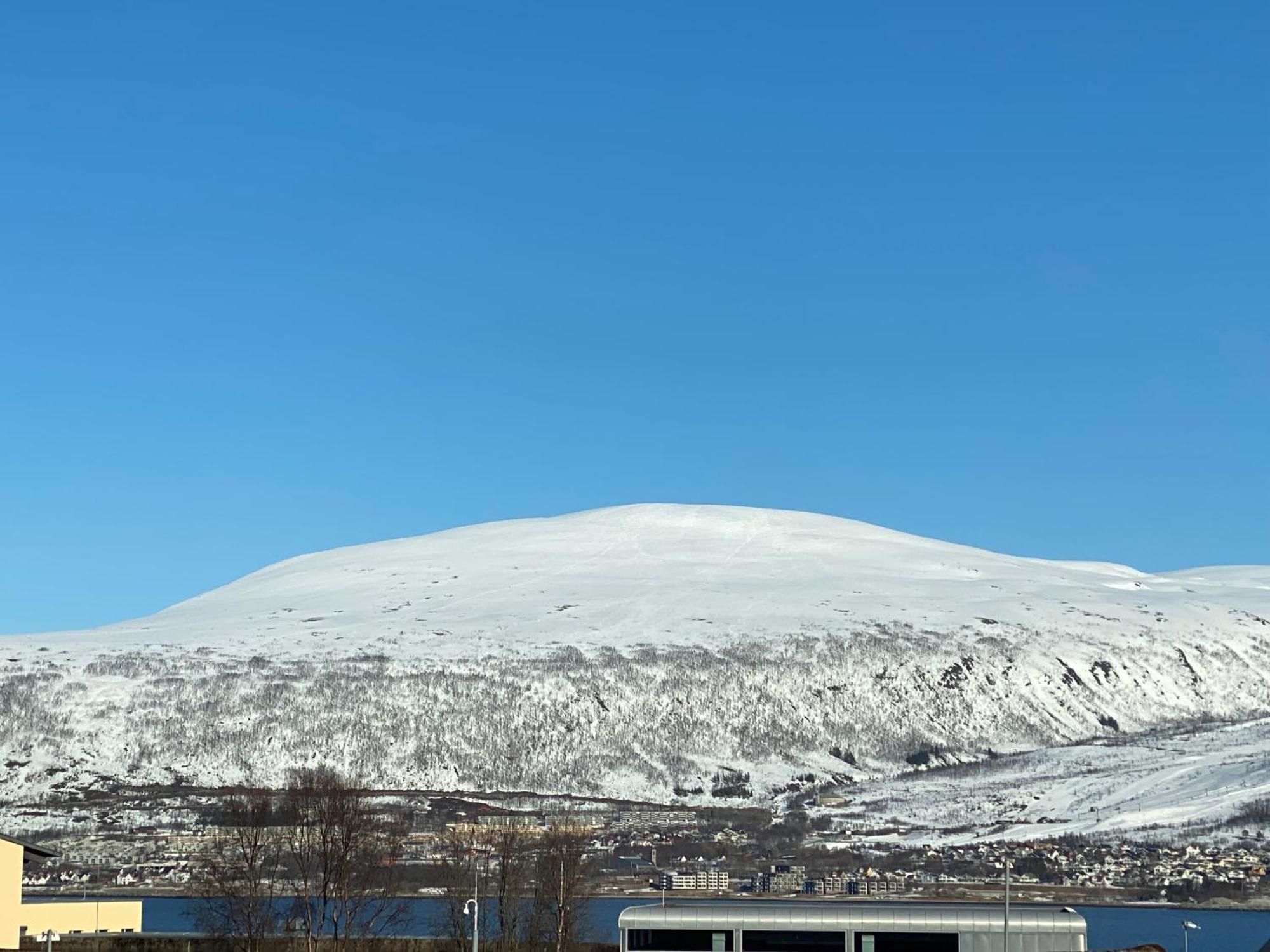 Polar Luxury House - With Sauna And Free Parking Tromsø Exterior foto